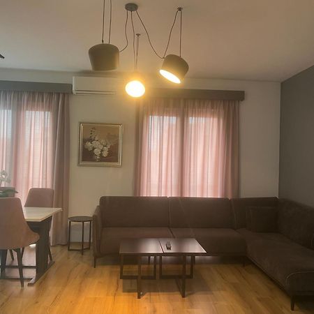 Tirana Lux Apartments Esterno foto