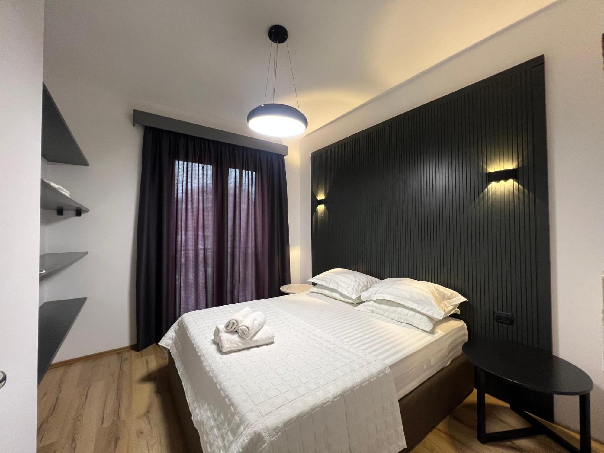 Tirana Lux Apartments Esterno foto